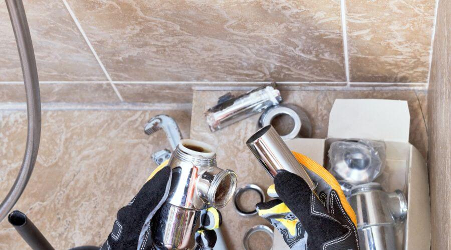 Professional gutter cleaning in Wever, IA